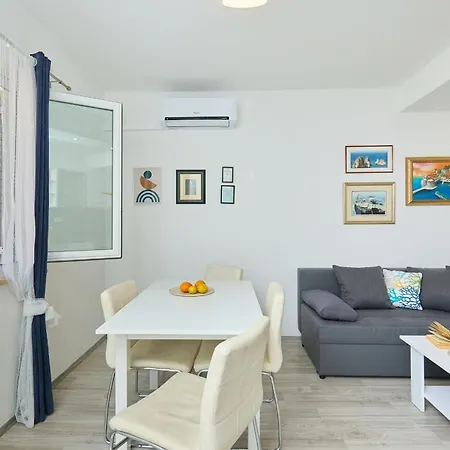 Denda Apartment *